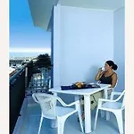 Bright Apartment-beahost Lägenhet