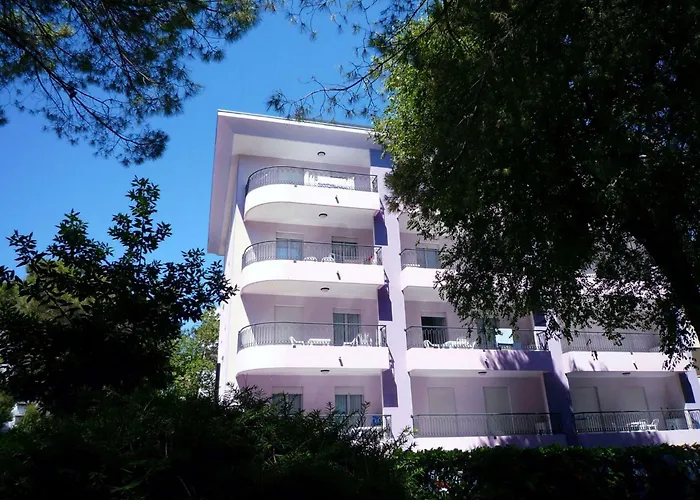 Bright Apartment-beahost Апартаменты *